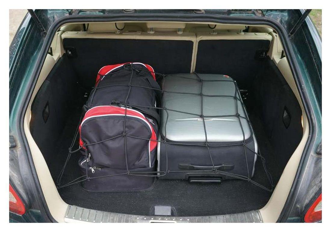 Kofferraum richtig beladen: Platz optimieren und sicher ankommen